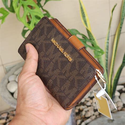 michael kors envelope wallet|michael kors men's bifold wallet.